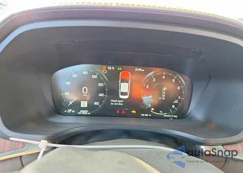 2019 Volvo S60 T6 Inscription z USA, uszkodzony, nr VIN 7JRA22TLXKG001796